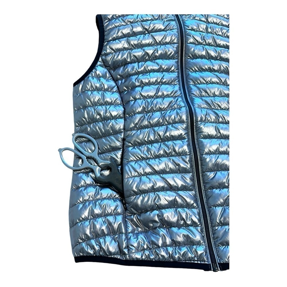 Joe Fresh Silver Metallic Puffer Vest - Size Small - Picture 4 of 12
